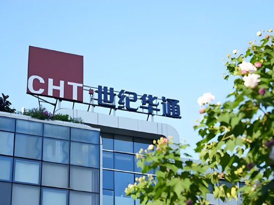 游戏出海中报:世纪华通境外收入超同行总和 星辉娱乐降幅遥遥领先 巨人网络占比垫底